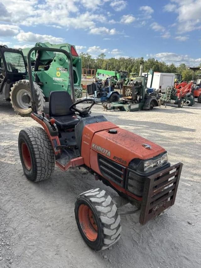 Image of Kubota B7510 equipment image 4