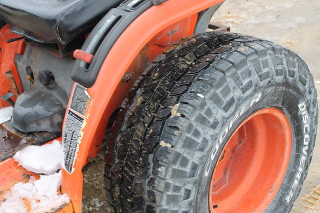 Image of Kubota B7500 equipment image 1