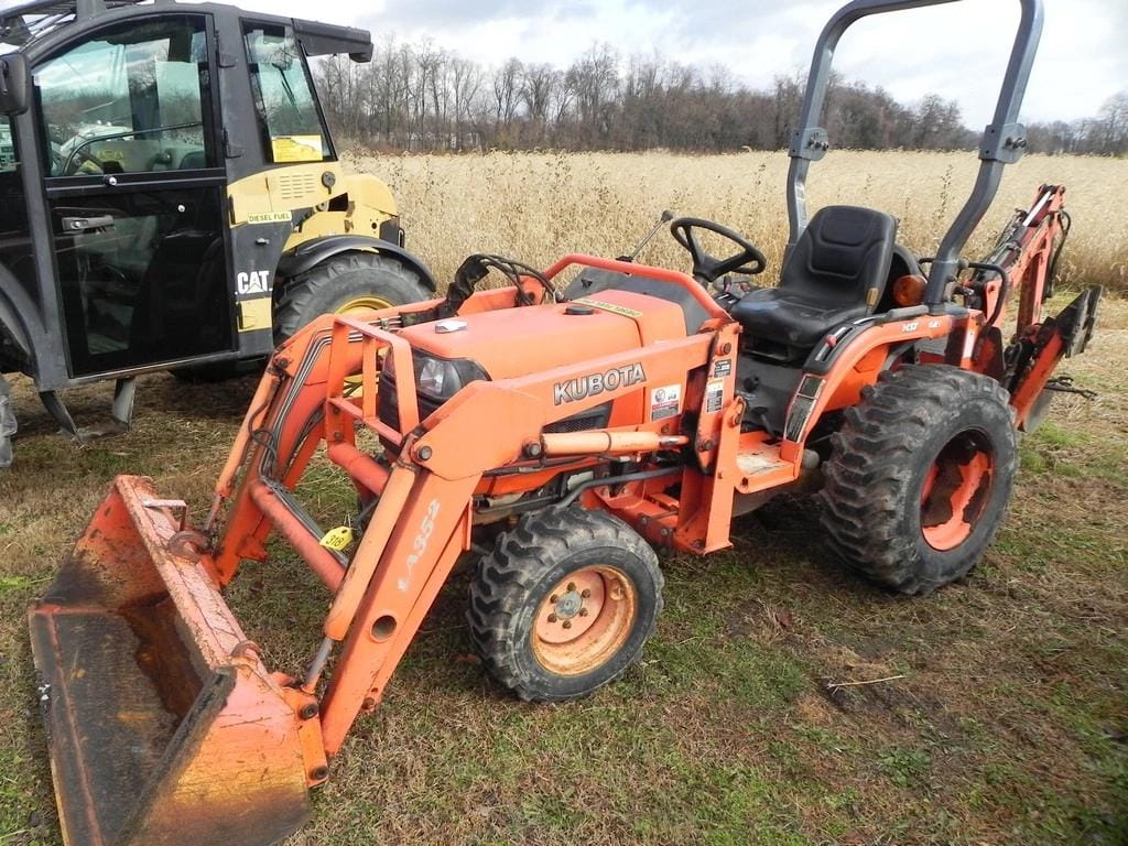 Main image Kubota B7610