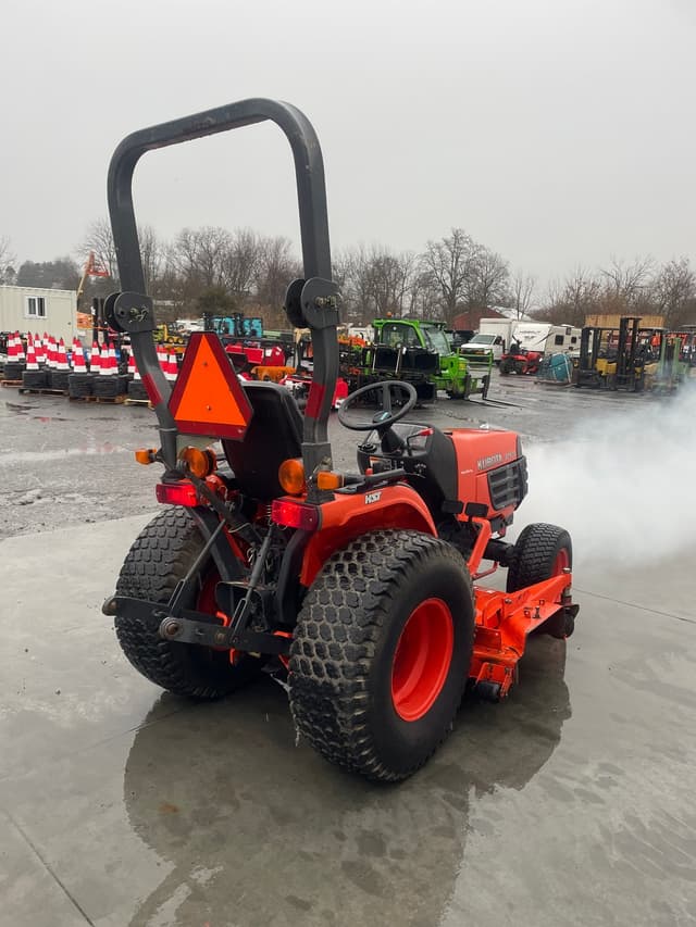 Image of Kubota B7610 equipment image 2
