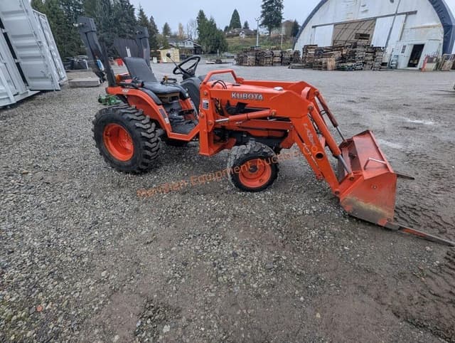 Image of Kubota B7610 equipment image 1