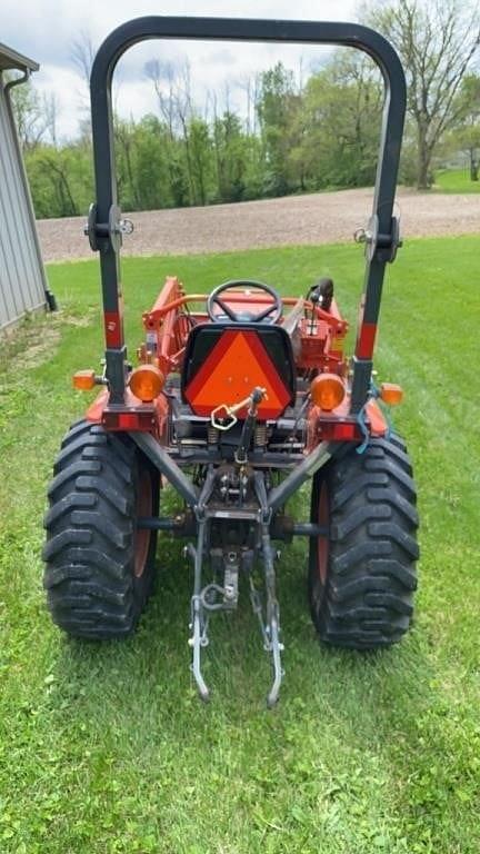 Image of Kubota B7800 equipment image 2