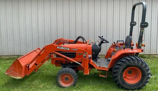 Image of Kubota B7800 equipment image 3