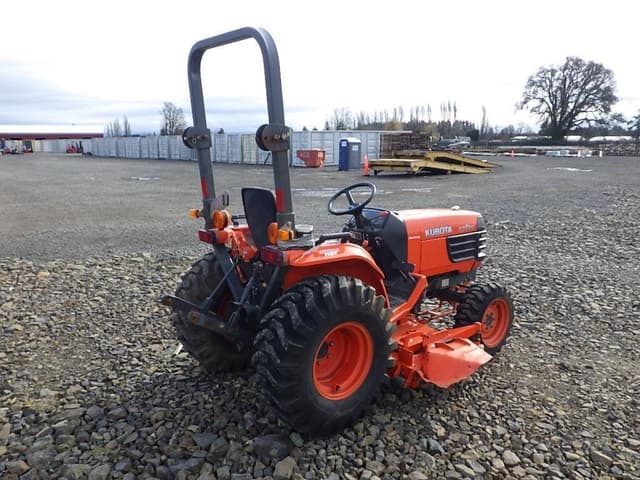 Image of Kubota B7800 equipment image 3