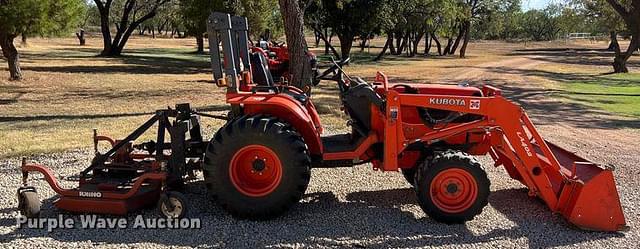 Image of Kubota B7800HSD equipment image 3