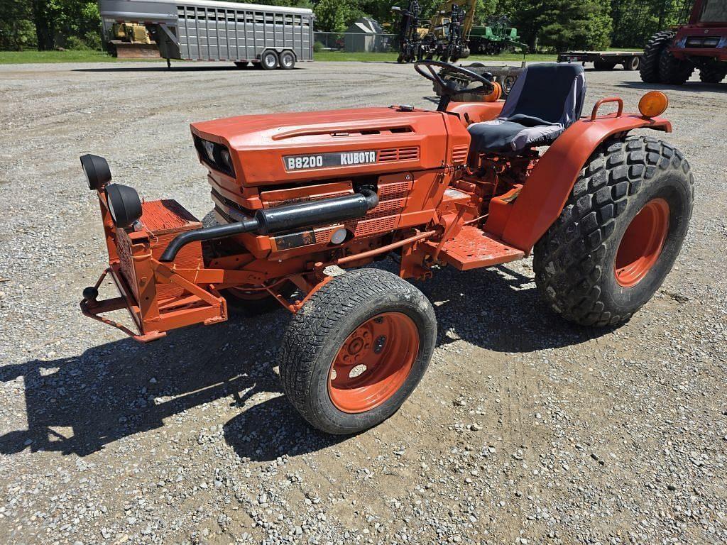 Image of Kubota B8200 Primary image