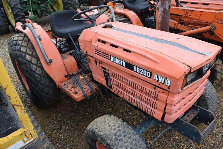 Kubota B8200 Tractors Less than 40 HP for Sale Tractor Zoom