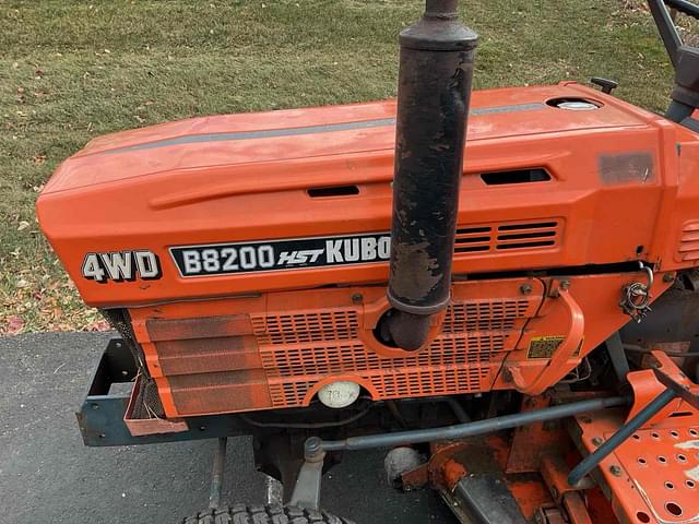 Image of Kubota B8200 equipment image 1