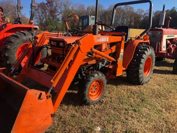Main image Kubota B9200