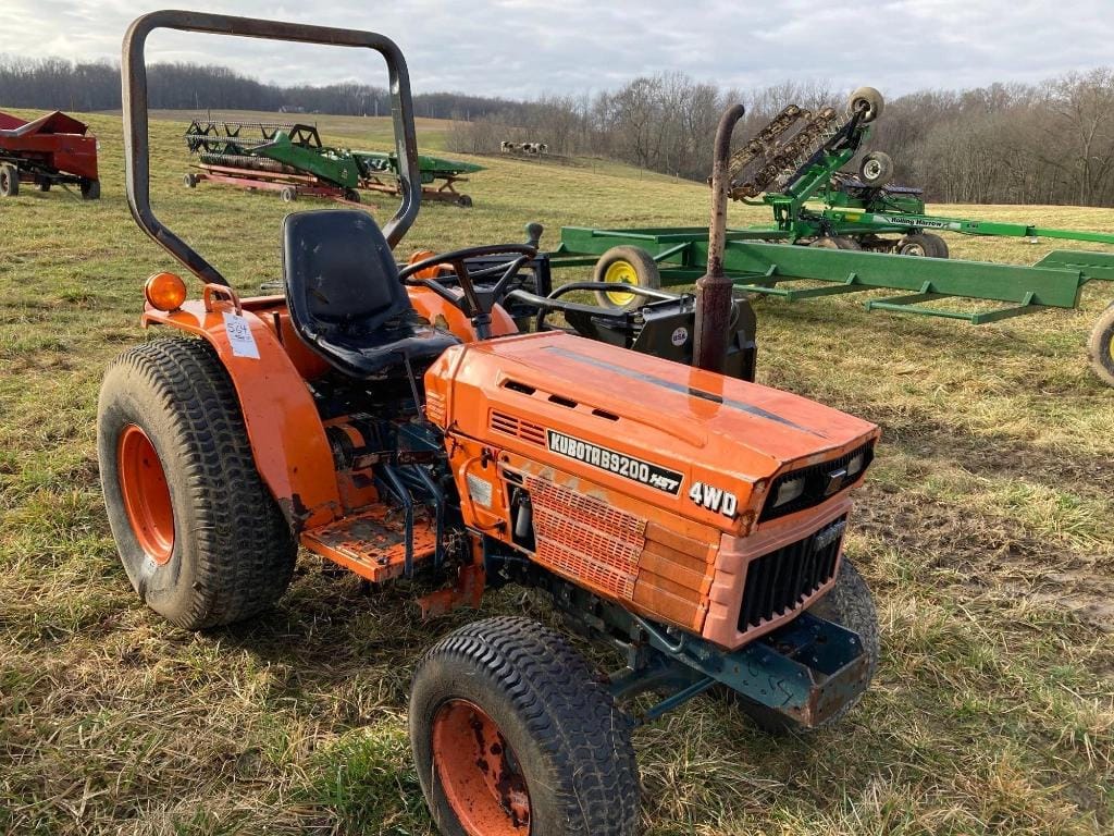 Main image Kubota B9200