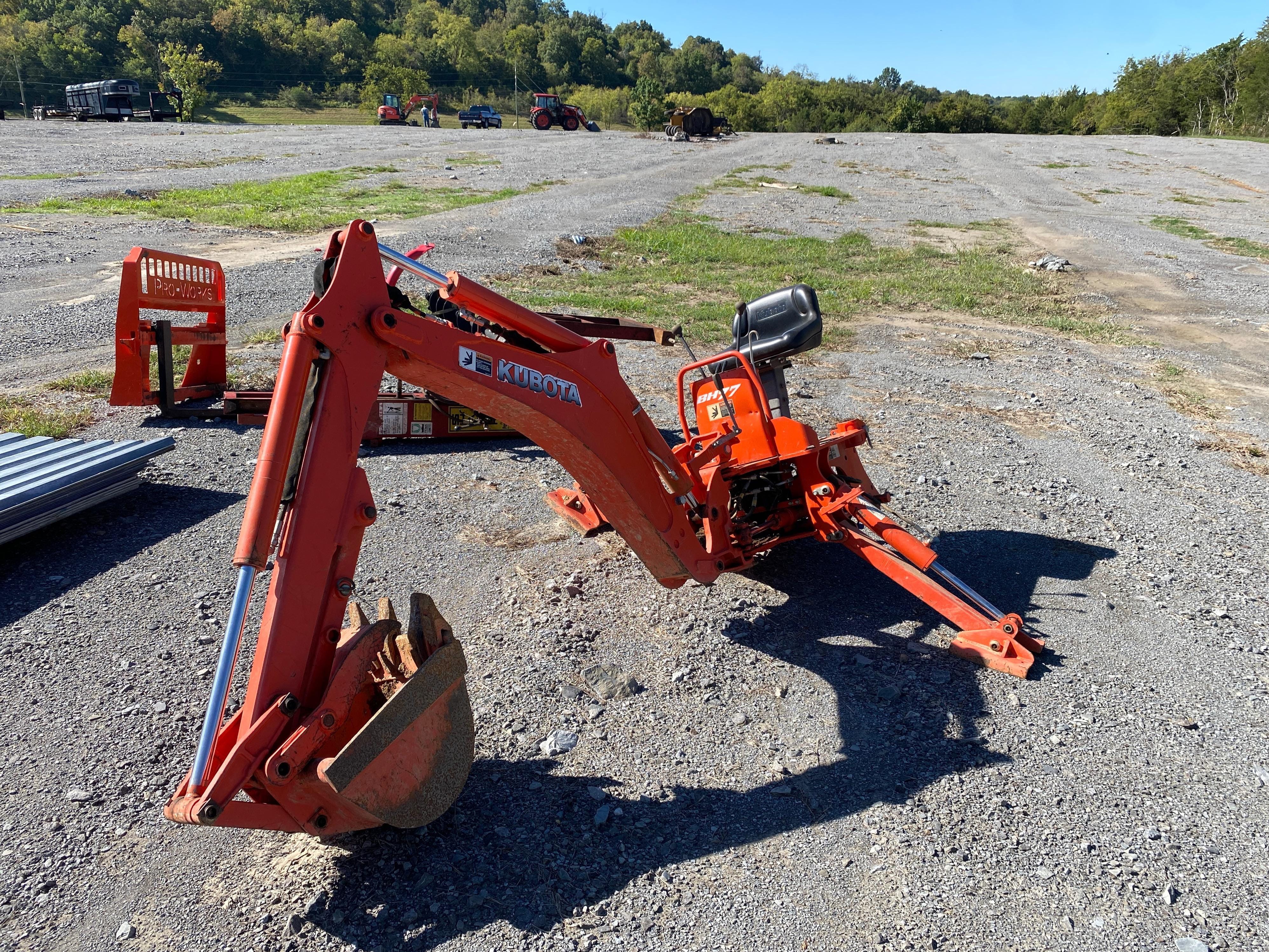 Main image Kubota BH77