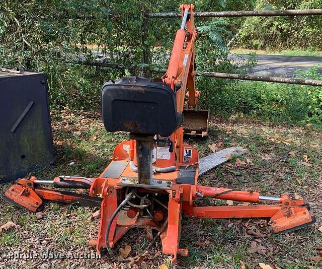 Image of Kubota BH77 equipment image 1