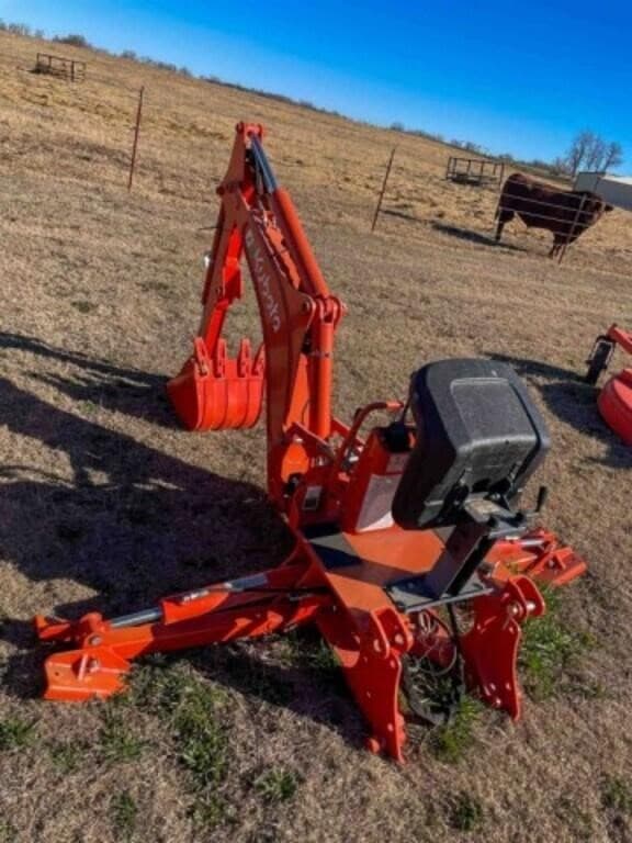 Image of Kubota BH77 Primary image