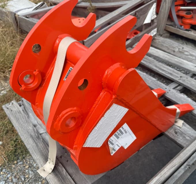 Image of Kubota BH92  Image 1