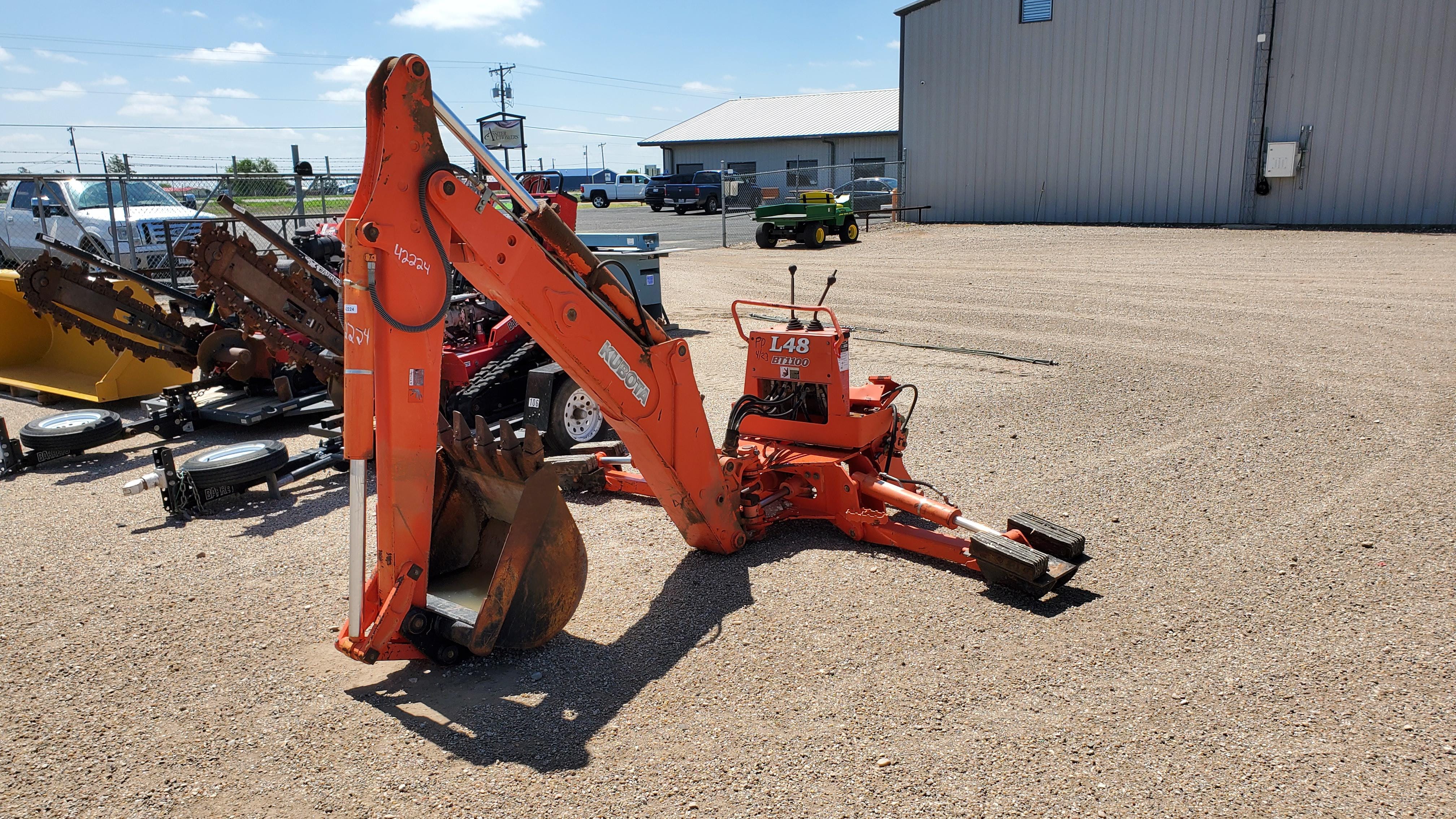 Main image Kubota BT1100