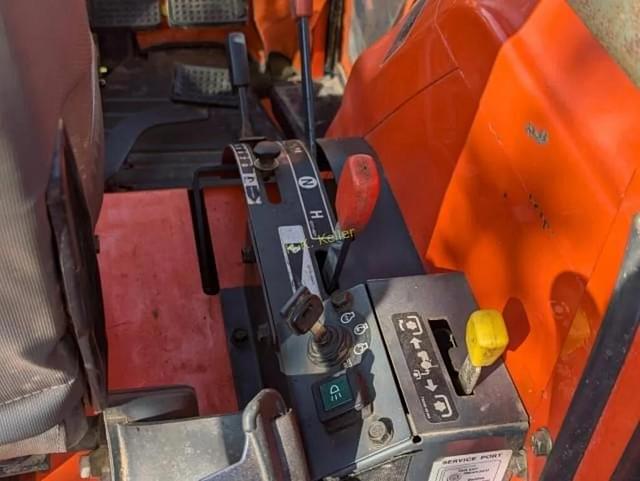 Image of Kubota L48 equipment image 4