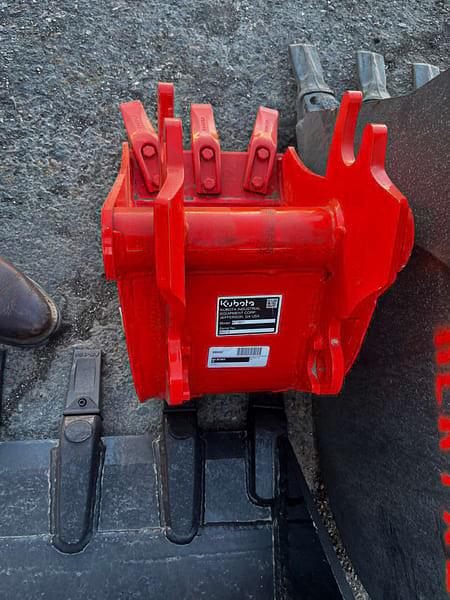 Image of Kubota BT1971 Image 1