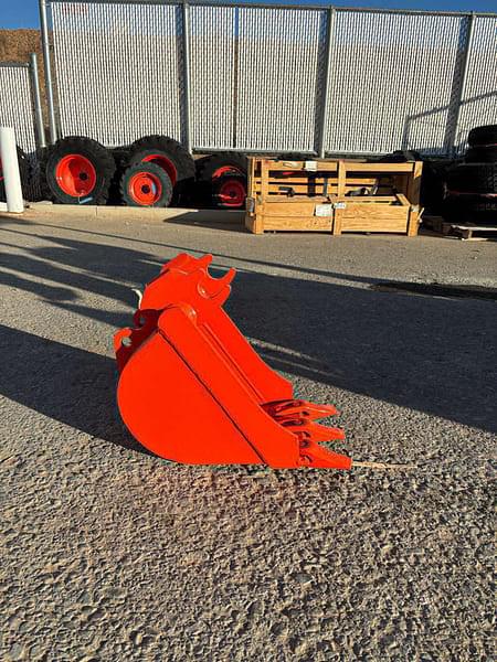 Image of Kubota BT1971 equipment image 1
