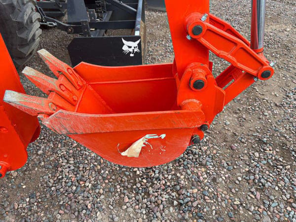 Kubota BT1971 Equipment Image0