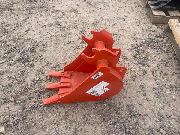 Image of Kubota BT1971 equipment image 4