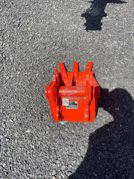 Image of Kubota BT1971 equipment image 3