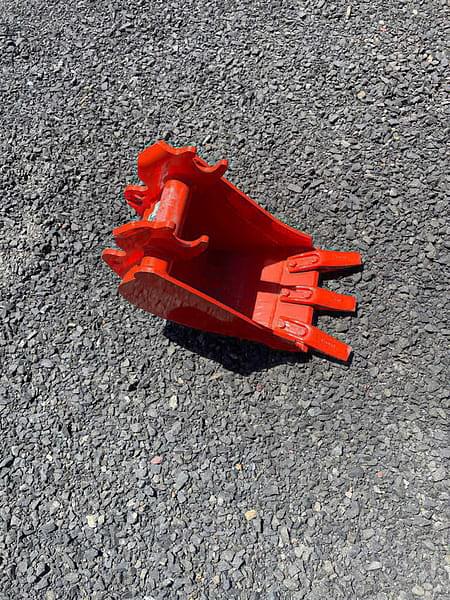 Image of Kubota BT1971 equipment image 4