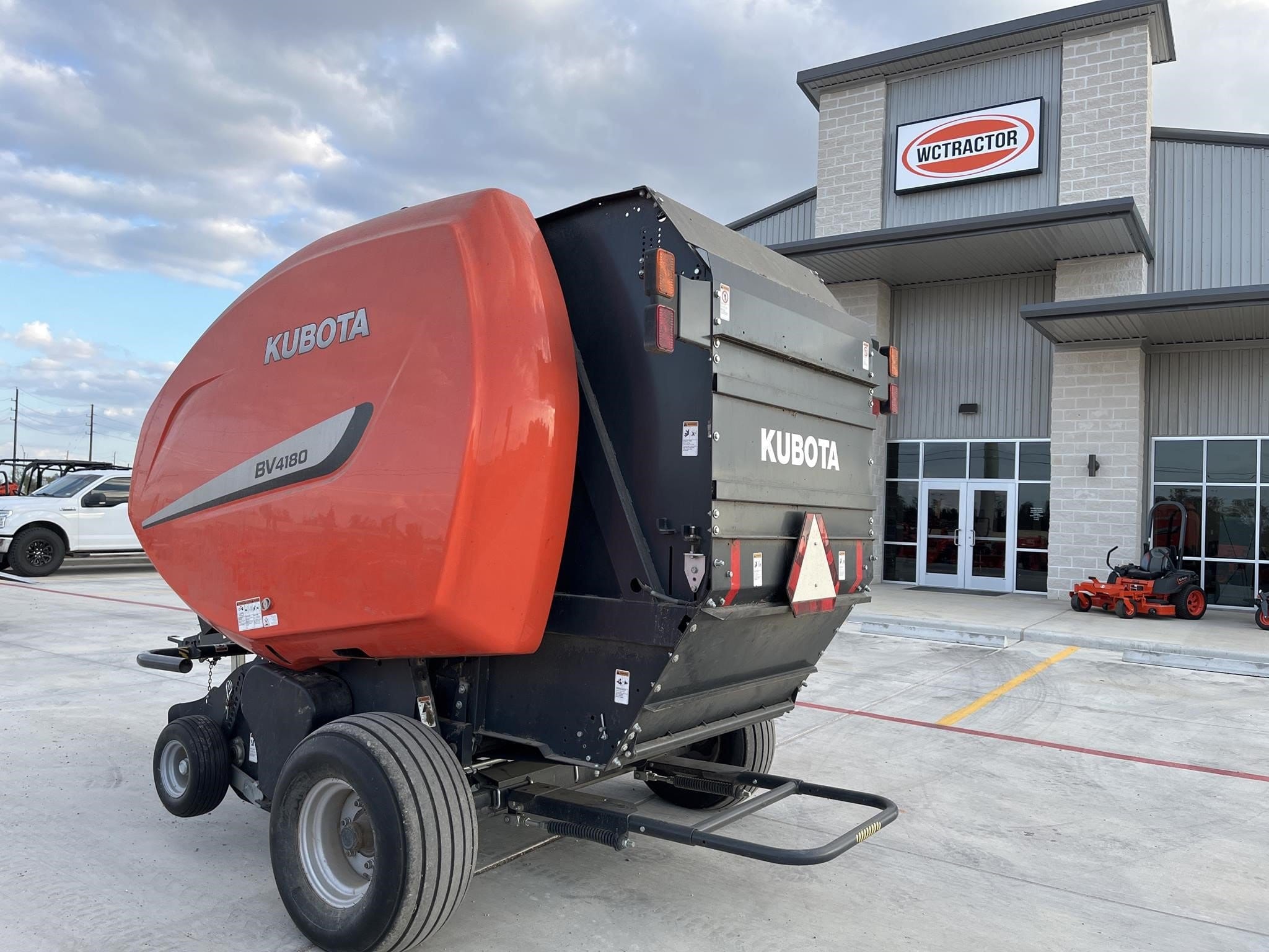 2017 Kubota BV4160 Equipment Image0