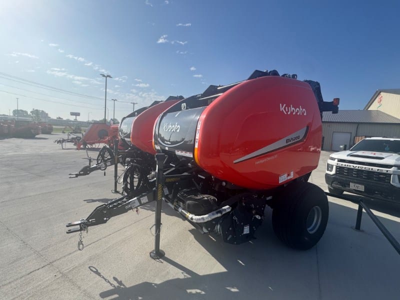 Kubota BV5200 Equipment Image0
