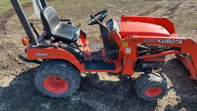 Image of Kubota BX2200 equipment image 4