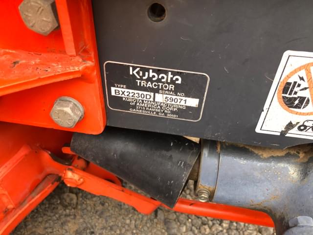 Image of Kubota BX2230 equipment image 4