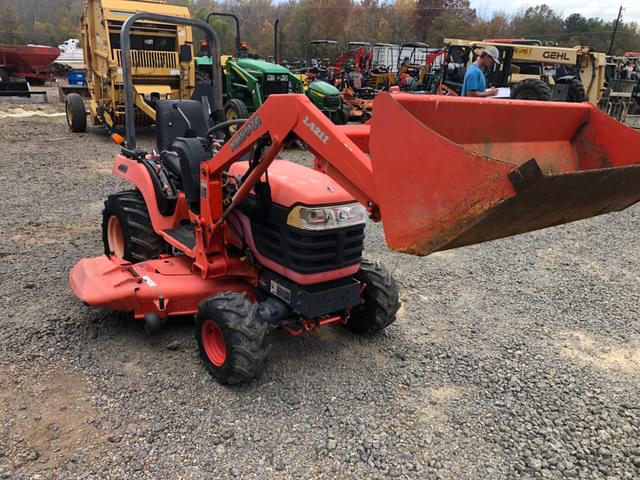 Image of Kubota BX2230 equipment image 3