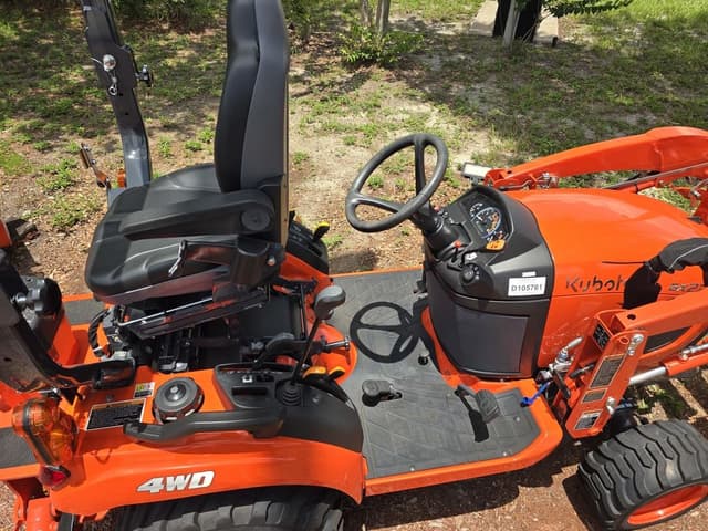 Image of Kubota BX23S equipment image 2