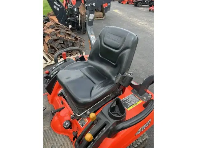 Image of Kubota BX1870 equipment image 4