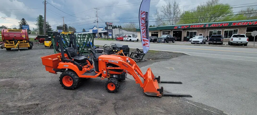 Image of Kubota BX1870 Primary image