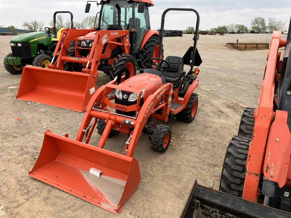 Main image Kubota BX1880