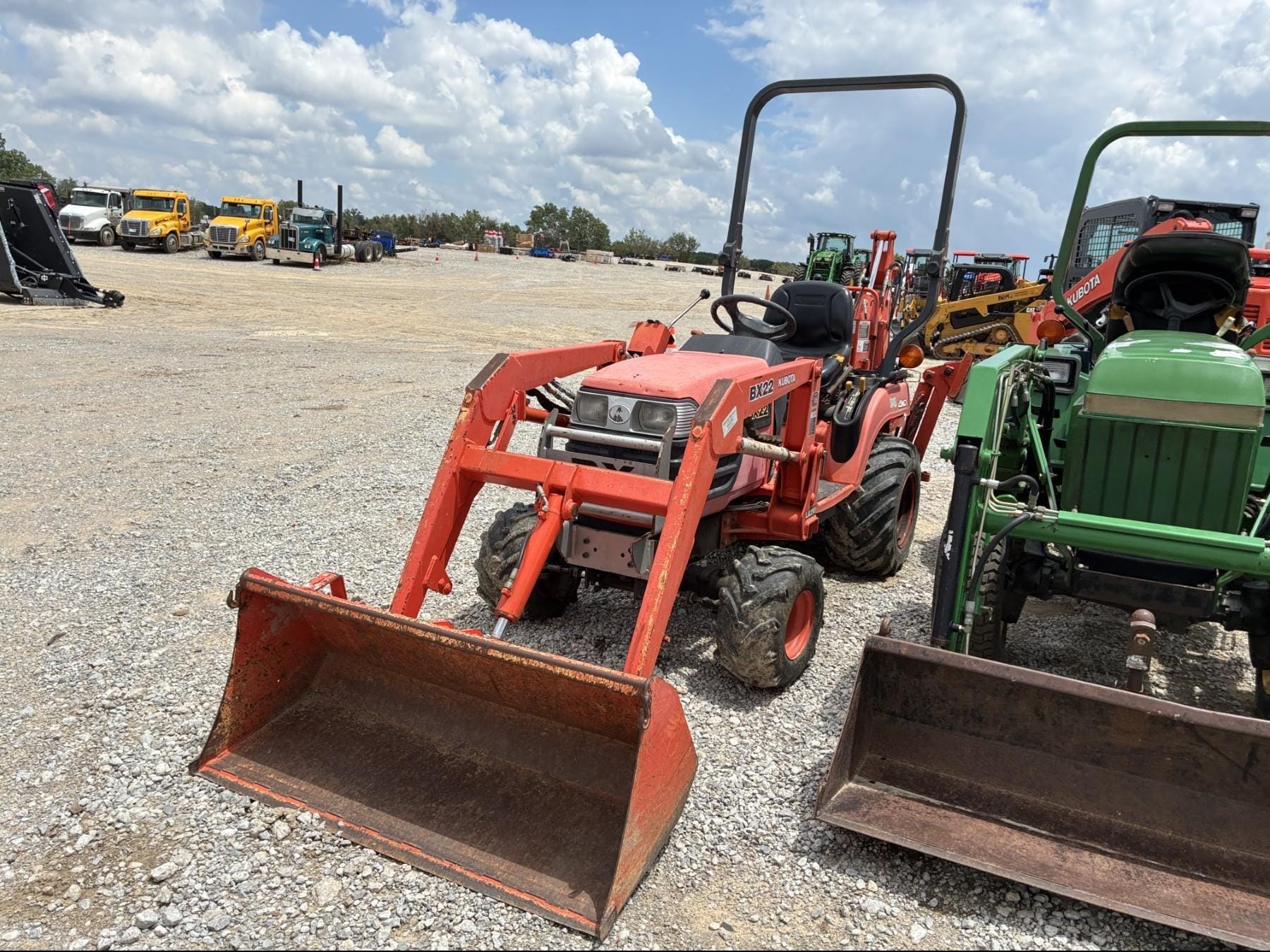 Kubota BX22 Equipment Image0