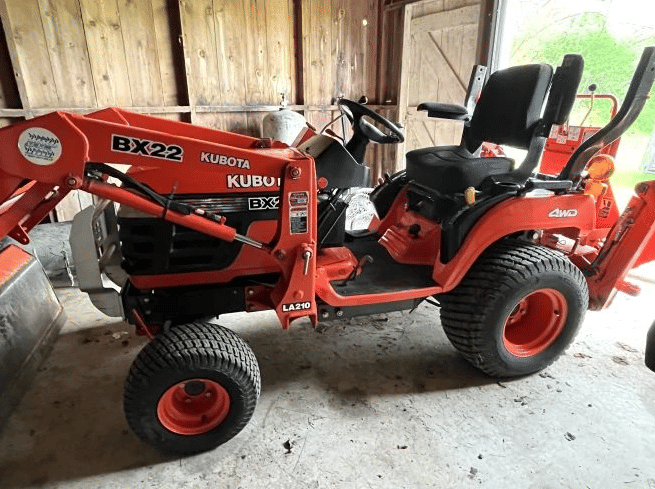 Main image Kubota BX22