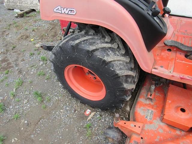 Image of Kubota BX2200 equipment image 3