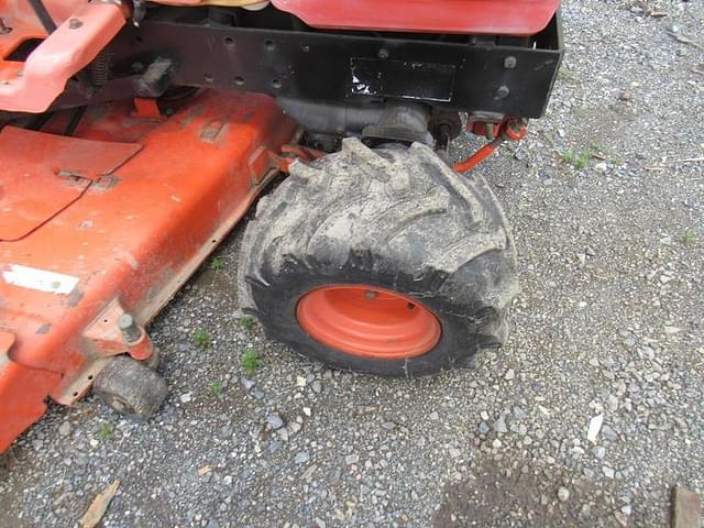 Image of Kubota BX2200 equipment image 4