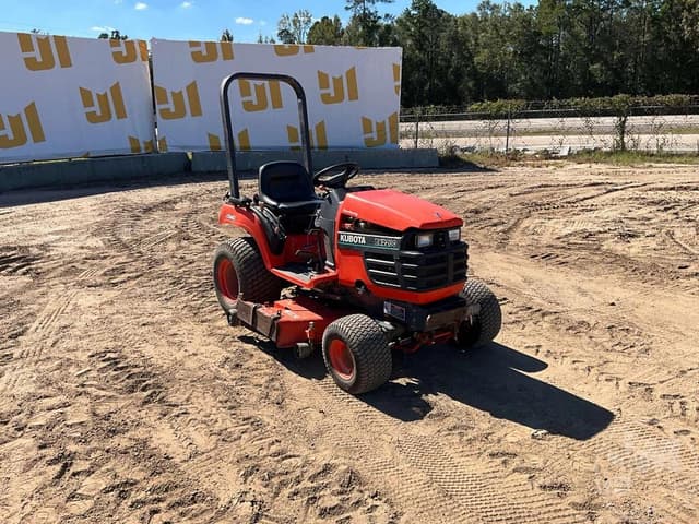 Image of Kubota BX2200 equipment image 2