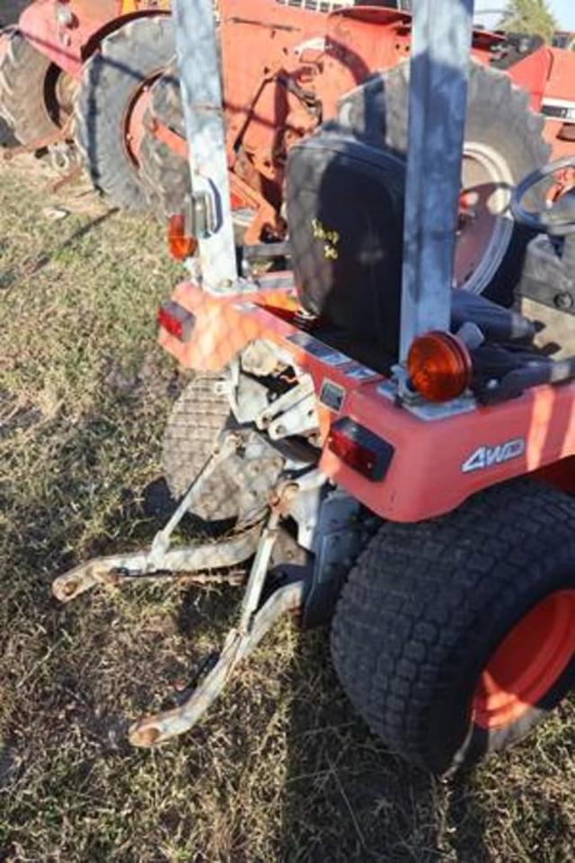 Image of Kubota BX2200 equipment image 3
