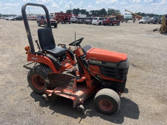 Image of Kubota BX2200 equipment image 3
