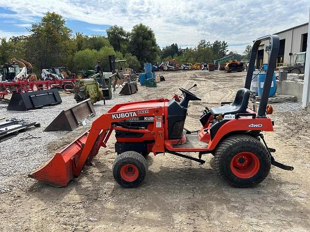 Image of Kubota BX2200 equipment image 1