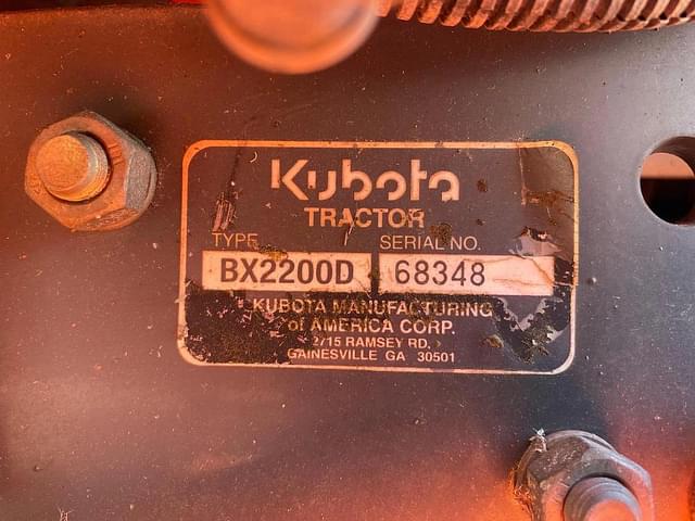 Image of Kubota BX2200D equipment image 4