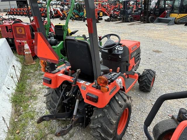 Image of Kubota BX2230 equipment image 2