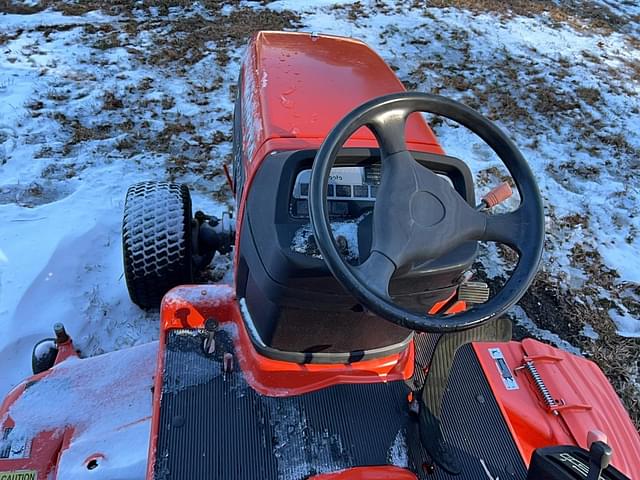 Image of Kubota BX2230 equipment image 4