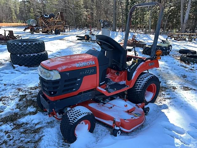 Image of Kubota BX2230 equipment image 2