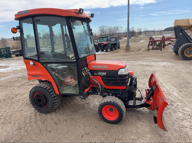 Image of Kubota BX2230D equipment image 2