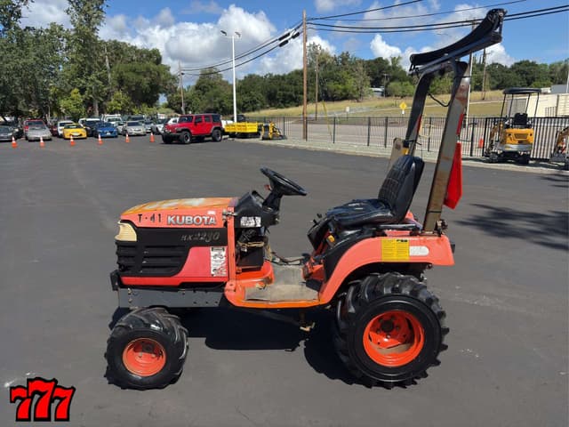 Image of Kubota BX2230D equipment image 2