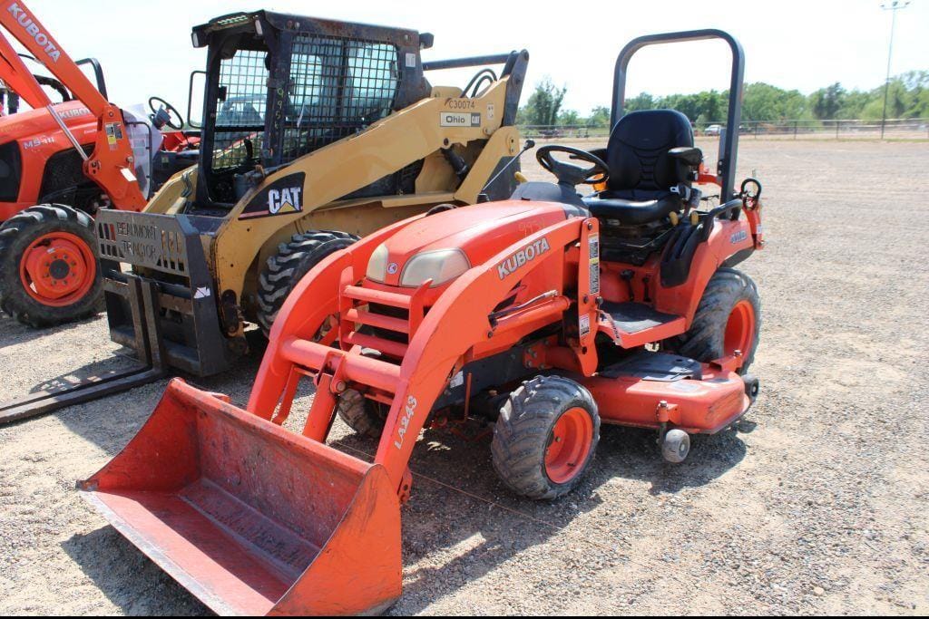Main image Kubota BX2350